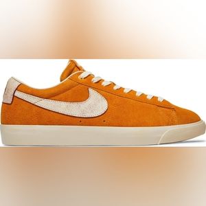 Nike SB Blazer Low GT 'Bruised Peach' - Size 10.5